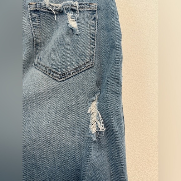 Hollister Curvy High Rise Mom Vintage Stretch Distressed Blue Jeans Size 1R - Picture 9 of 16